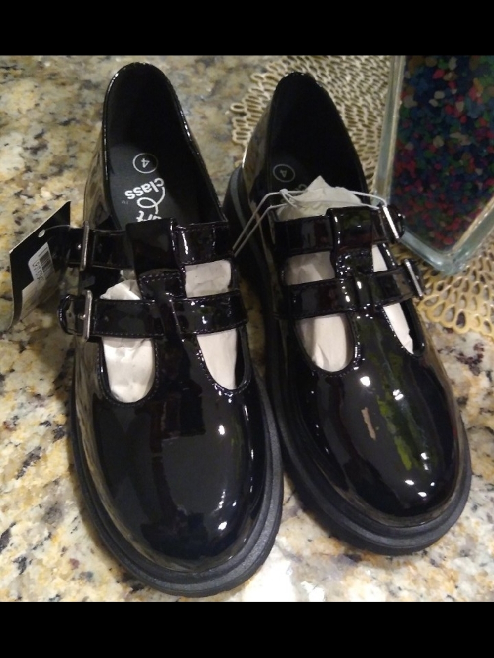 New art class Black Patent Double-Strap Mary Jane Dress Shoes - Kids Size 4.